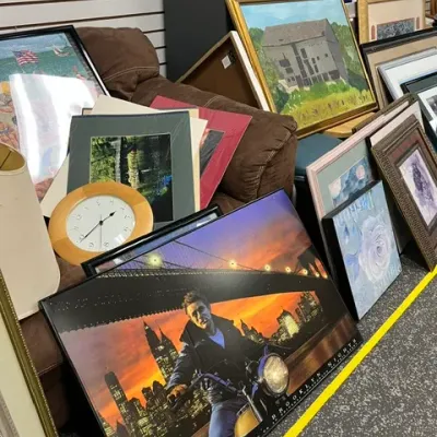 Sale Photo Thumbnail #32