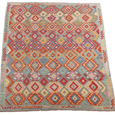 A LARGE TURKISH KILIM RUG 8'8" X 11'5"