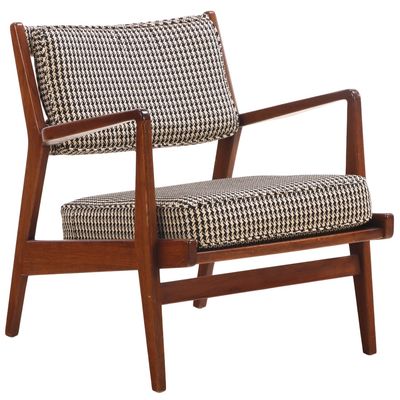 JENS RISOM U-430 WALNUT LOUNGE CHAIR WITH NEWLY UPHOLSTERED BACK AND REMOVABLE CUSHION IN
