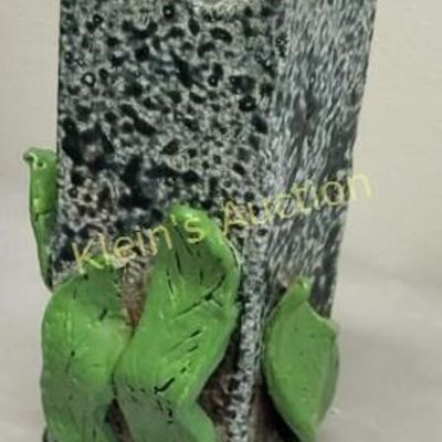 Wazon Strehla? vase hand made 7 1/4" tall