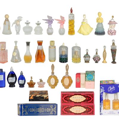 Sale Photo Thumbnail #225: Perfume Collection