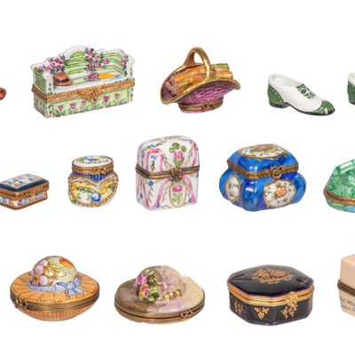 Sale Photo Thumbnail #179: Limoges Trinket Box Assortment