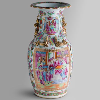 Sale Photo Thumbnail #292: Chinese Canton Famille Rose Porcelain Vase