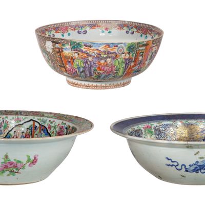 Sale Photo Thumbnail #297: Chinese Export Porcelain Bowl Assortment
