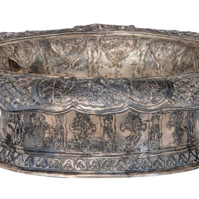 Sale Photo Thumbnail #554: Germany Sterling Silver Pierced Rim Repousse Bowl