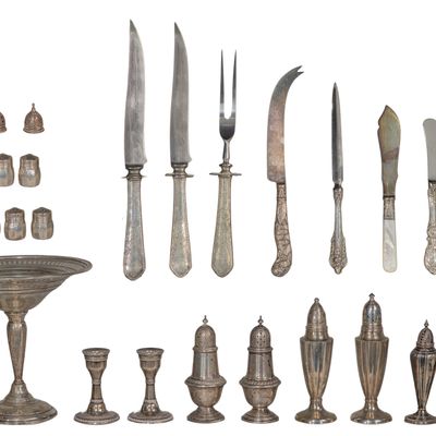 Sale Photo Thumbnail #527: Sterling Silver Object Assortment