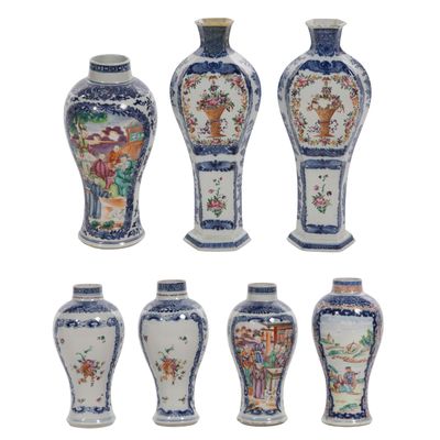 Sale Photo Thumbnail #300: Chinese Export Porcelain Vase Assortment
