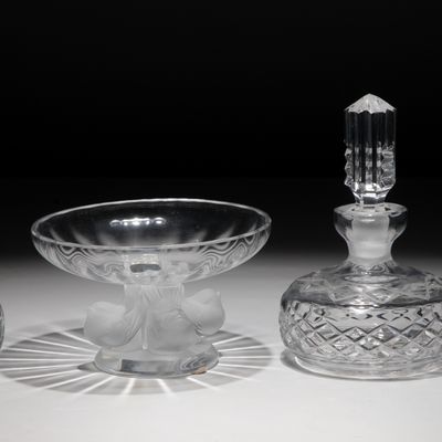 Sale Photo Thumbnail #185: Lalique Crystal Nogent Bowl