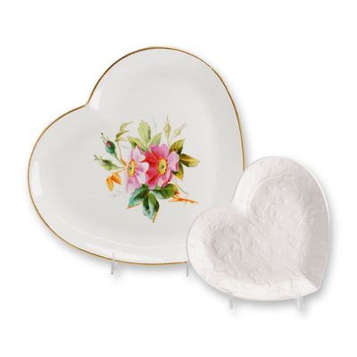 2pc Wedgwood Heart Shaped Ceramic Plates