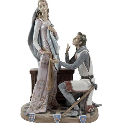 Lladro Spanish Glazed Porcelain Camelot Figurine