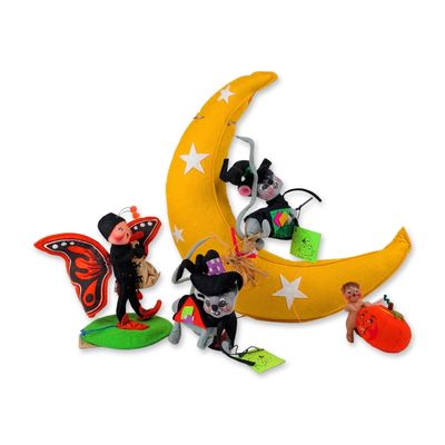 4pc Annalee Halloween Themed Posable Felt Dolls