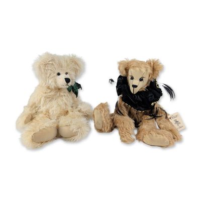 Pair of Terry Hayes and Valerie Artist Teddy Bears