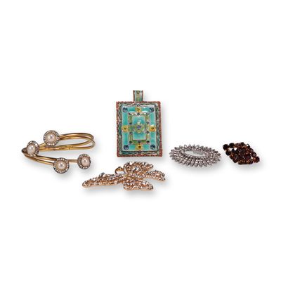 5pc Costume Jewelry Collection Including Three Pendants, Ring, and Bracelet