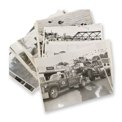 Lot of 30 Vintage 1950s"1960s Commercial Semi-Truck Wreck & Rescue Photographs