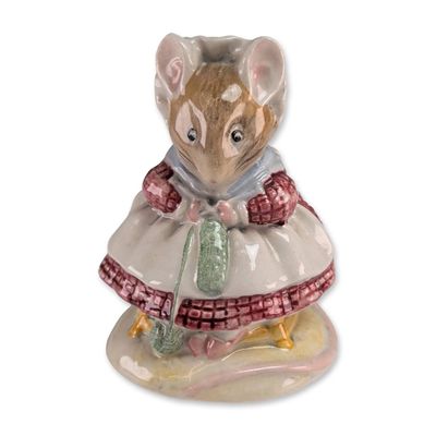 Beswick Beatrix Potter Mouse Knitting Figurine