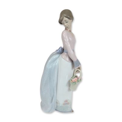 Lladro Basket of Love Porcelain Figurine 7622