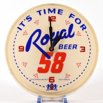 Sale Photo Thumbnail #528: Royal 58 Beer 1960s Illuminated Clock