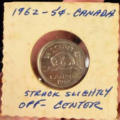 1962 Canada 5 Cents Nickel Coin, KM# 57, Struck Slightly Off-Center