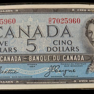 Bank of Canada 1954 Devil Face Five Dollar Banknote Beattie-Coyne Signatures