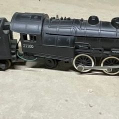 Sale Photo Thumbnail #118: American Flyer No. 21160 Reading Lines 4-4-2 Steam Locomotive and Tender