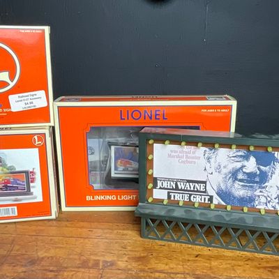Sale Photo Thumbnail #133: A Group of Lionel O and O-27 Scale Model Railroad Accessories