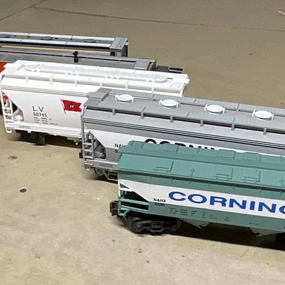 Sale Photo Thumbnail #117: A Collection of five MTH RailKing and K-Line O-Gauge Model Train Rolling Stock Items