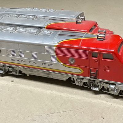 Sale Photo Thumbnail #80: Three Lionel 2343 Santa Fe F3 Diesel Locomotive Units