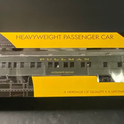 Sale Photo Thumbnail #39: K-Line by Lionel O Gauge Heavyweight Pullman Passenger Car New York Central Apthorpe House 6-21172