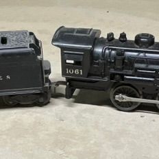 Sale Photo Thumbnail #108: Lionel Postwar O-Gauge No. 1061 Steam Locomotive and No. 2466W Whistle Tender