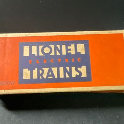 Sale Photo Thumbnail #27: Lionel O-Gauge Model 2020W Whistle Tender with Original Box