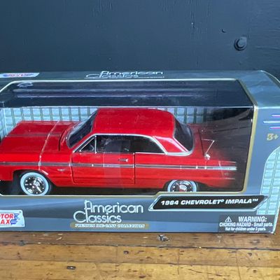 Sale Photo Thumbnail #189: Motor Max American Classics 1/24 Scale 1964 Chevrolet Impala