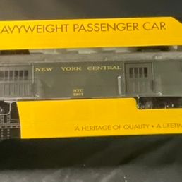 Sale Photo Thumbnail #35: K-Line by Lionel O-Gauge New York Central Heavyweight Baggage Car 6-21176