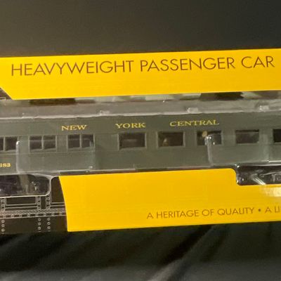 Sale Photo Thumbnail #48: K-Line by Lionel O Gauge New York Central Heavyweight Passenger Car Diner 383
