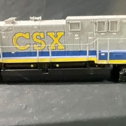 Sale Photo Thumbnail #95: MTH Electric Trains O-Gauge CSX GE AC6000CW Diesel Locomotive Road Number 670