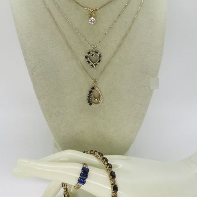 6 Simulated Sapphire & Diamond Pieces