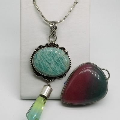 2 Gemstone Pendants in 925 & Chain