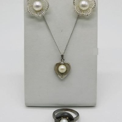 Sterling Silver Pearl Jewelry Set, 3 Pieces