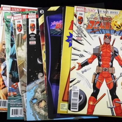 Sale Photo Thumbnail #324: (11) Deadpool Marvel Comics