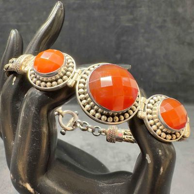 Ba Suarti Indonesia Carnelian Three Cabochon Setting Sterling Silver Bracelet