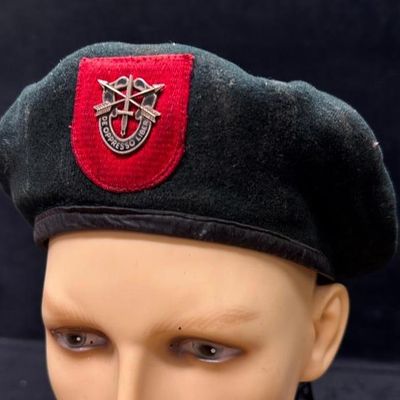 Early Vietnam Era Army Green Beret 7th Sp. Forces