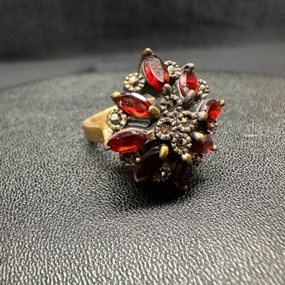 Sterling Marcasite Garnet Starburst RIng