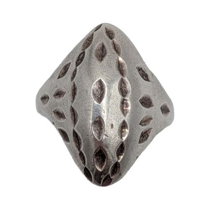 Sterling Silver Textured Shield Ring Size 7