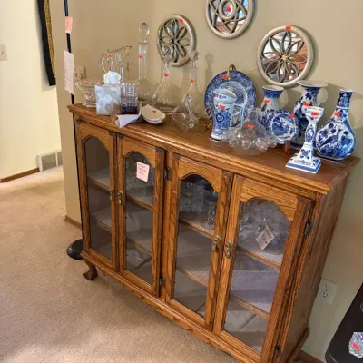 Sale Photo Thumbnail #6: 4 door oak cabinet
