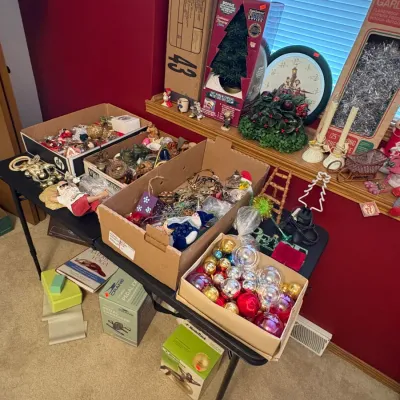 Sale Photo Thumbnail #49: Christmas