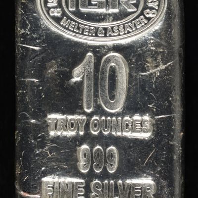 Sale Photo Thumbnail #412: IGR 10 OZ .999 SILVER BAR