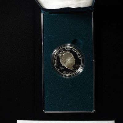 Sale Photo Thumbnail #262: 1990-P $1 COMMEM EISENHOWER PROOF