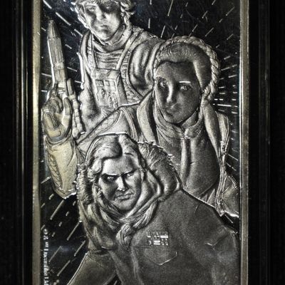 Sale Photo Thumbnail #390: STAR WARS 1 OZ .999 SILVER BAR