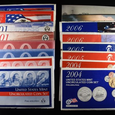 Sale Photo Thumbnail #281: 2000-2007 MINT SETS