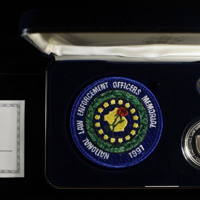 Sale Photo Thumbnail #276: 1997-P LAW ENFORCEMENT MEMORIAL INSIGNIA SET