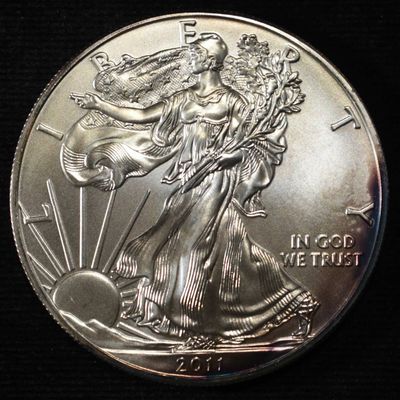 2011 AMERICAN SILVER EAGLE